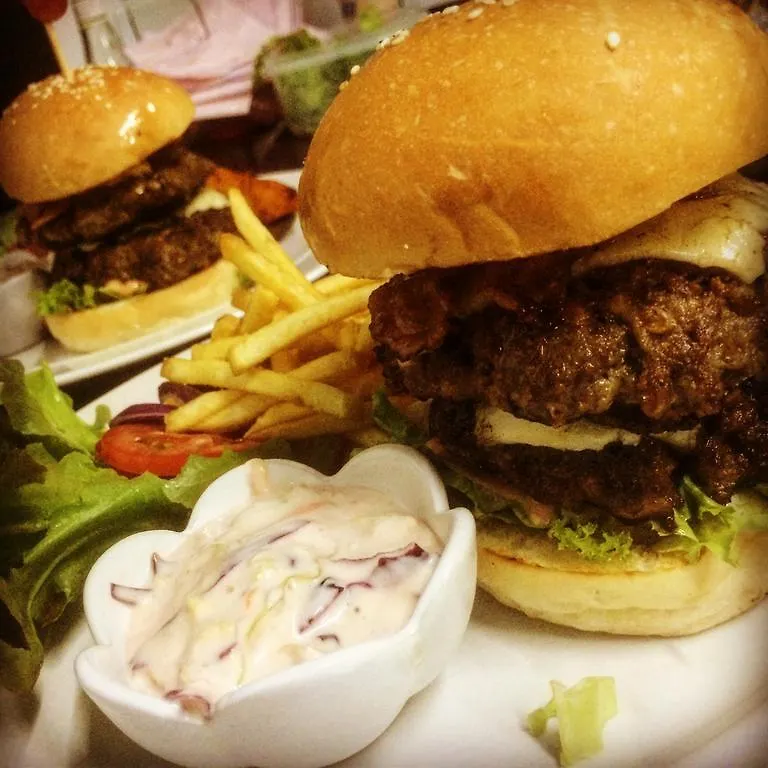 בית הארחה קו לנטה Cozy Guesthouse Restaurant & Bar