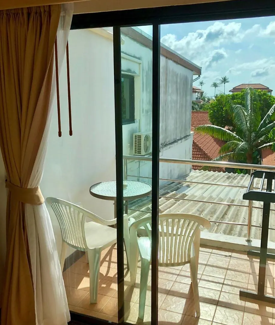 קו לנטה Cozy Guesthouse Restaurant & Bar תאילנד