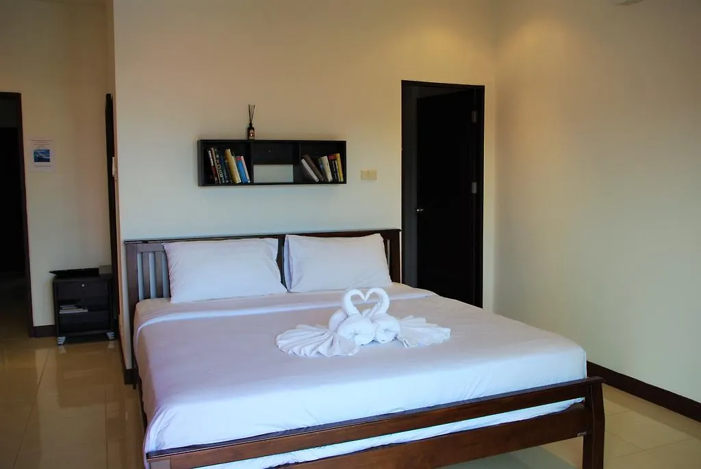 Cozy Guesthouse Restaurant & Bar Ko Lanta Vendégház
