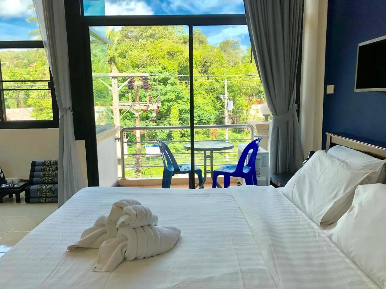 Gasthuis Cozy Guesthouse Restaurant & Bar Ko Lanta