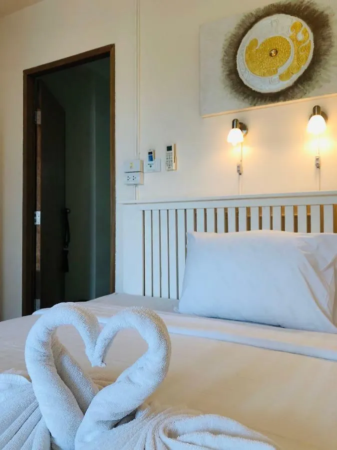 Gasthuis Cozy Guesthouse Restaurant & Bar Ko Lanta